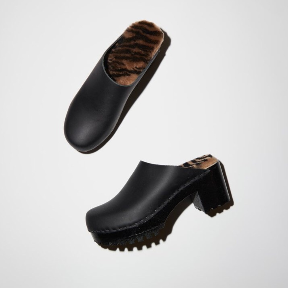 No.6 Liza Mid Tread Clogs, 39